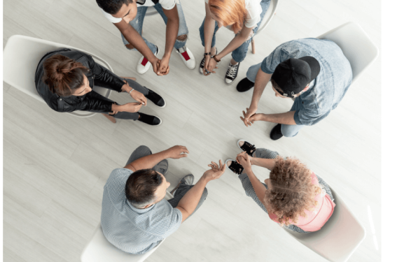 Thérapies familiales et multifamiliales à l’adolescence - Comment ça marche ? Thérapies familiales et multifamiliales à l’adolescence - Comment ça marche ?